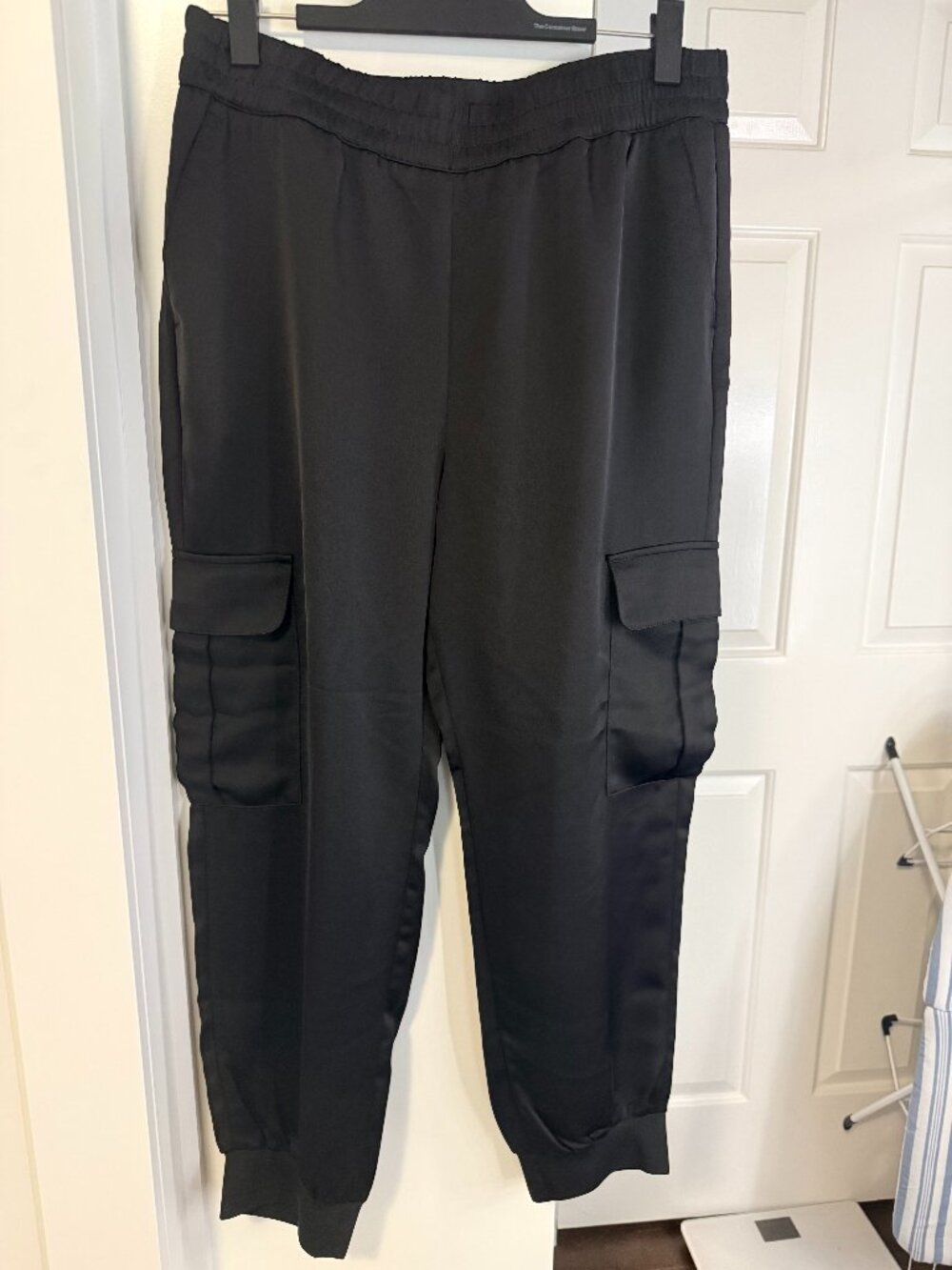 NWT Banana Republic Factory Satin Cargo Jogger, Size L